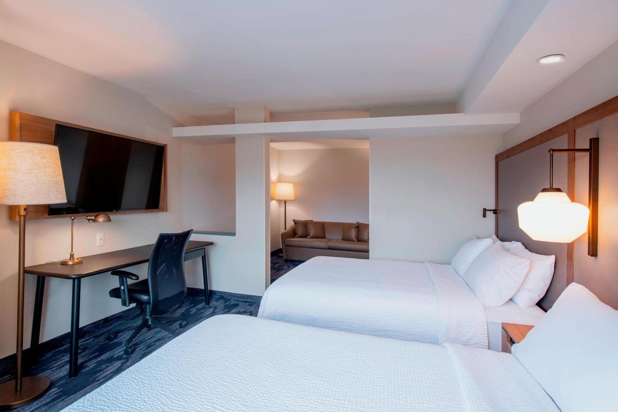 Fairfield Inn & Suites By Marriott קלונה מראה חיצוני תמונה
